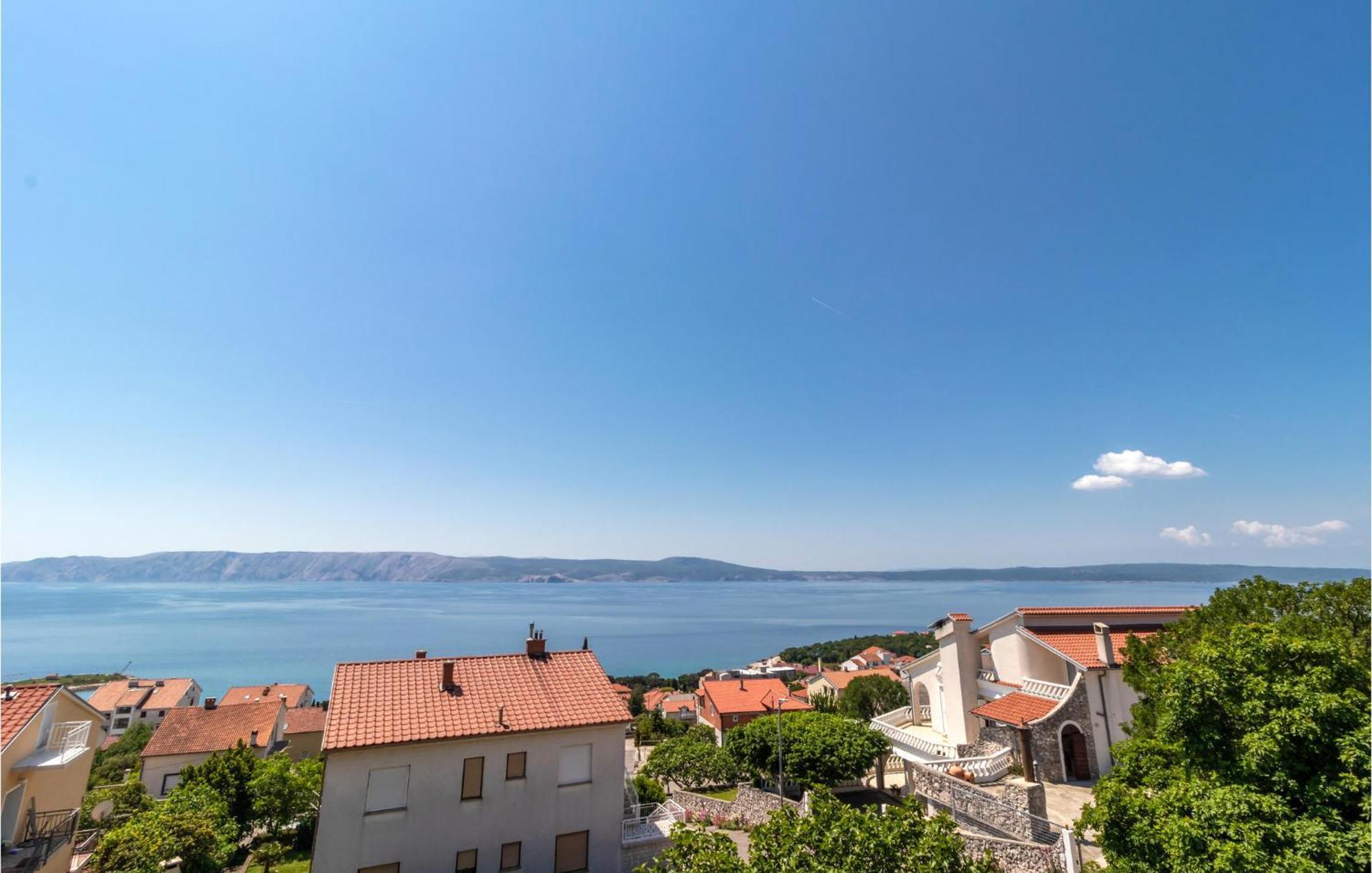 Lovely Apartment In Novi Vinodolski With Wifi ภายนอก รูปภาพ